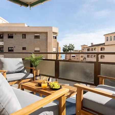Sea View 2 Bedroom 2 Min Away From The Apartment